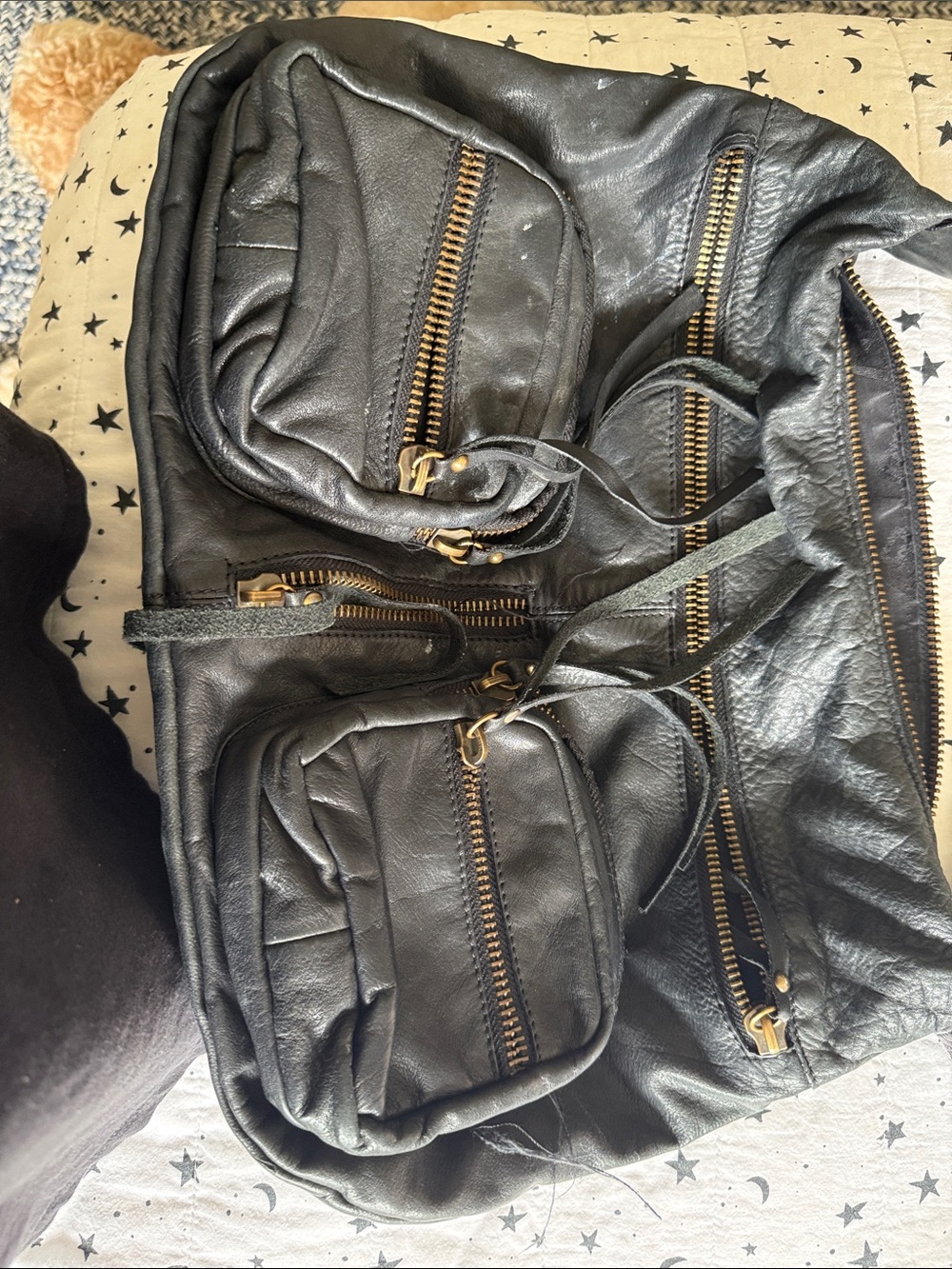 Black Leather Multi-Pocket Shoulder Bag, Pepe Moll - Picture 6 of 10